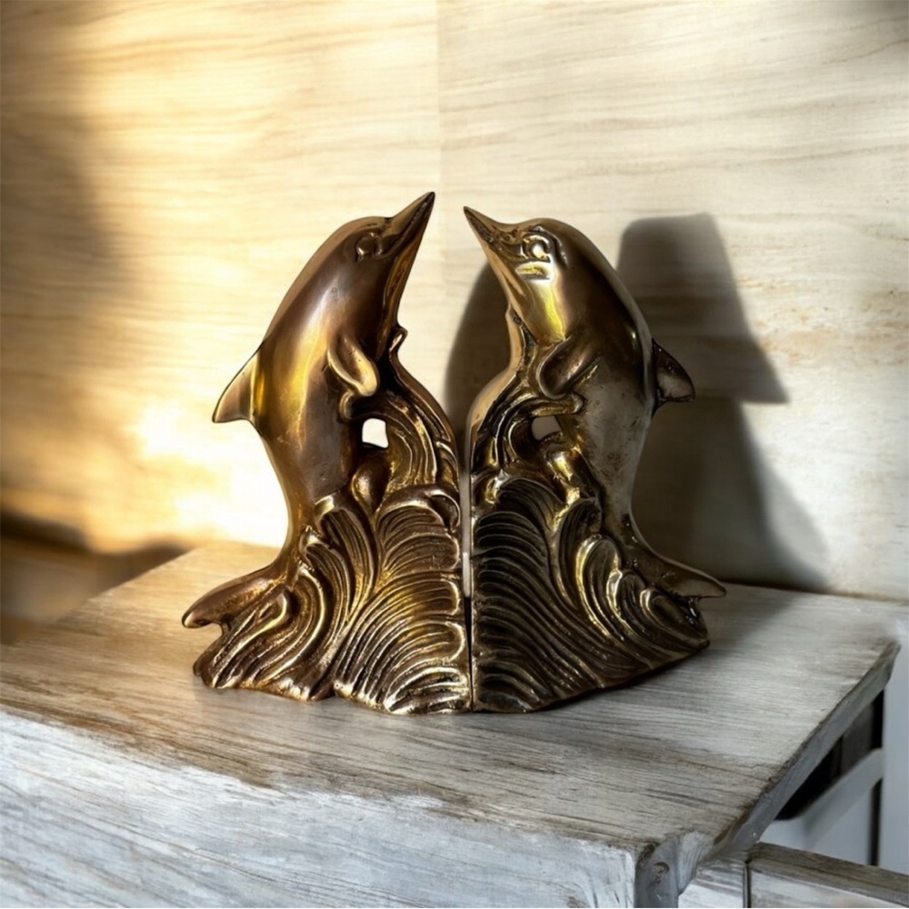 Vintage brass heavy dolphin bookends. Book ends - Picture 3 of 16
